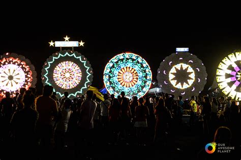 “Ligligan Parul” 2015: Solidarity through Light & Song .